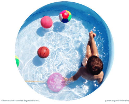 ¿Son seguras las piscinas y las fiestas de la espuma en infantil?