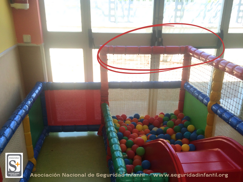 Cuando la seguridad falla el caso de una escuela infantil sin salida de emergencia operativa
